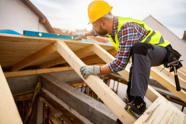 Best Emergency Roof Repair Services  in Waupaca, WI